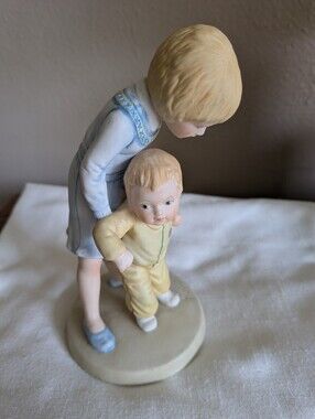 Limited Edition "Helping Hands" Vintage 1980's Figurine